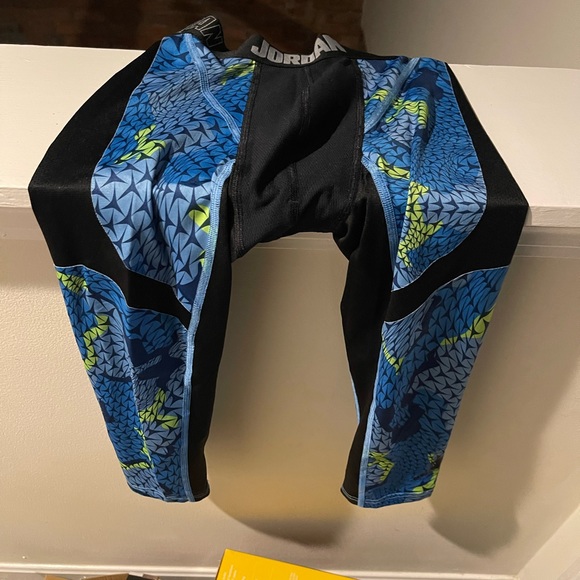 Jordan leggings - Picture 1 of 2